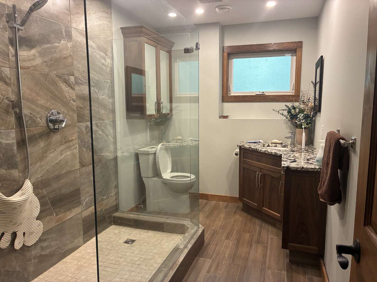 Secluded, Furnished Creekside Home on Bastian Bay