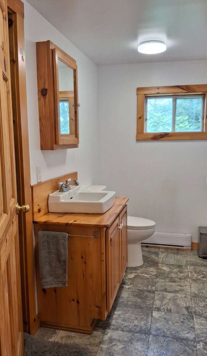 PERFECT LOCATION for your FAMILY AND BUSINESS