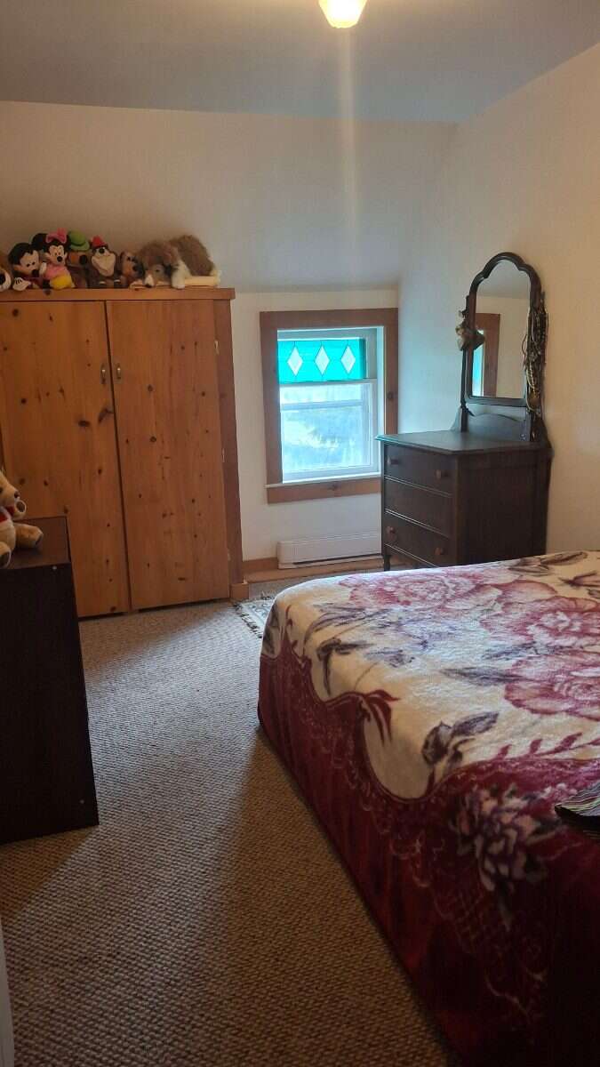 PERFECT LOCATION for your FAMILY AND BUSINESS