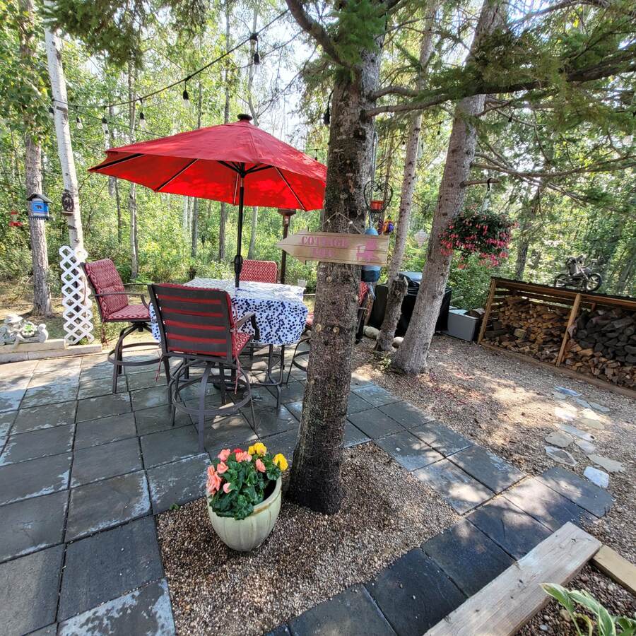 Outdoor area overlooking Green Space.