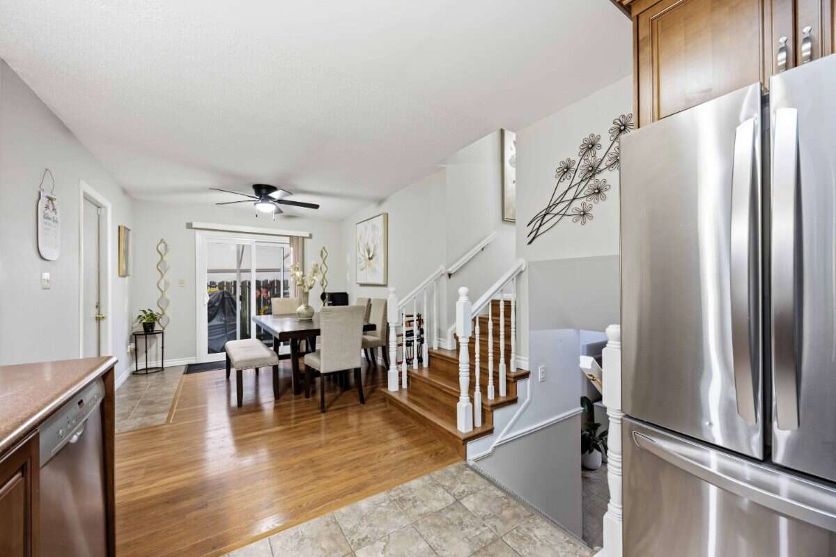 Move-In Ready 3-Bed Backsplit in Sherwood Village