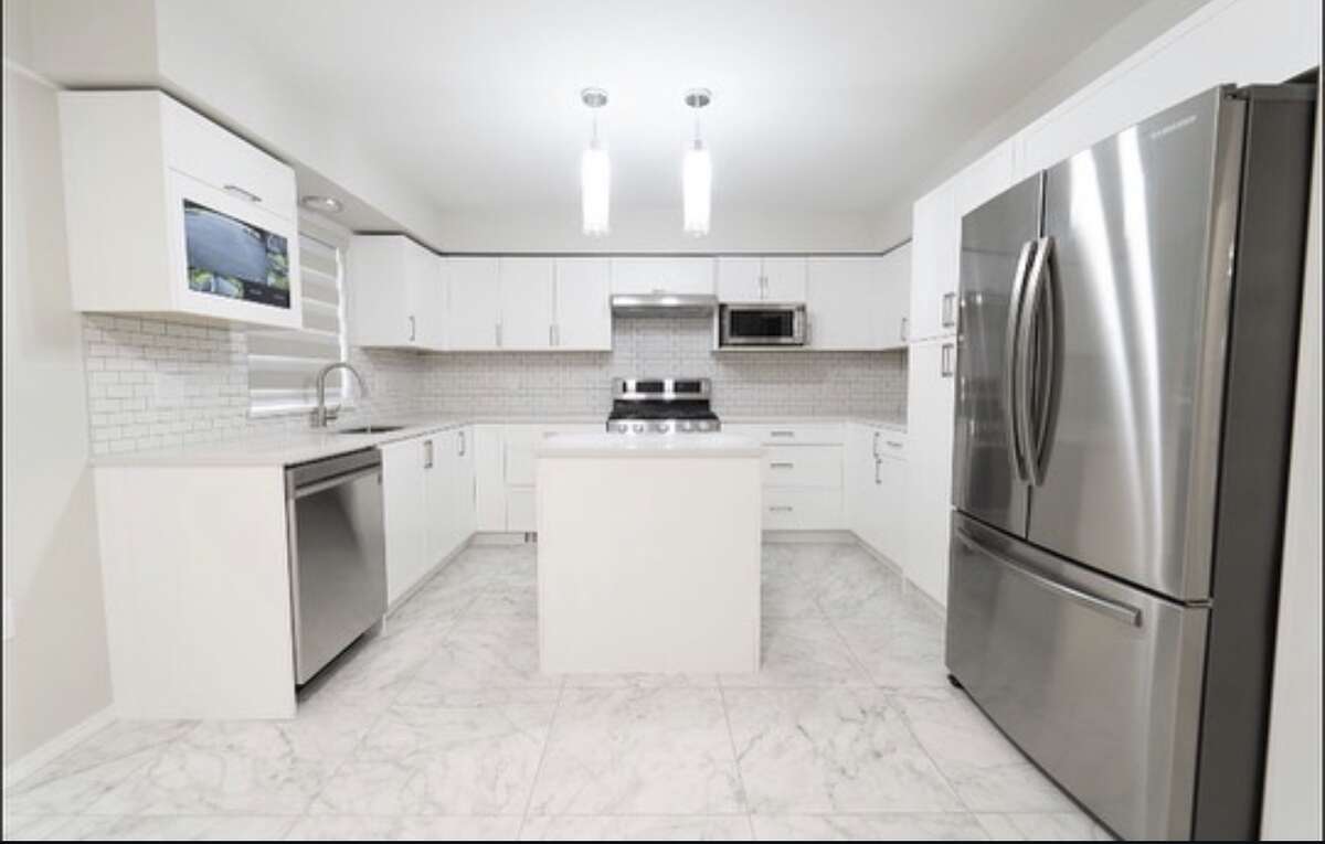 Home in Langley on 1 acre Multifamily TH Zoning