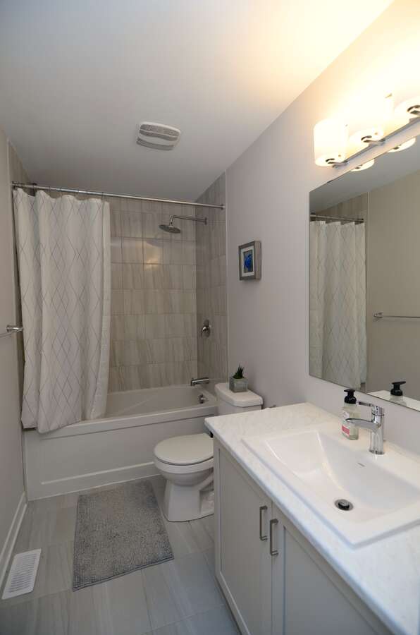 A Place to Call Home in Family-Friendly Barrhaven