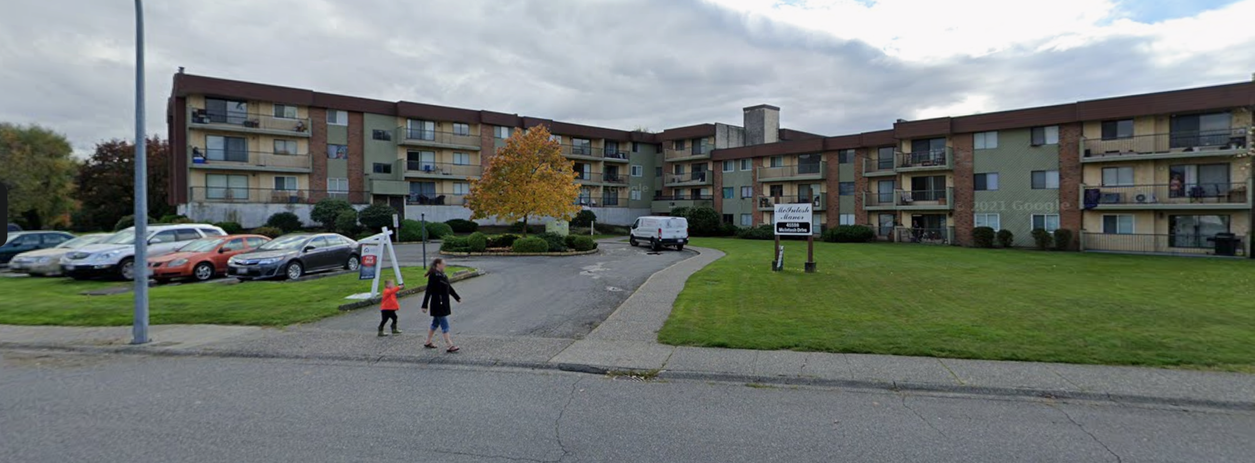 Nicely Renovated Starter Apartment 1 Bed + 1 Bath