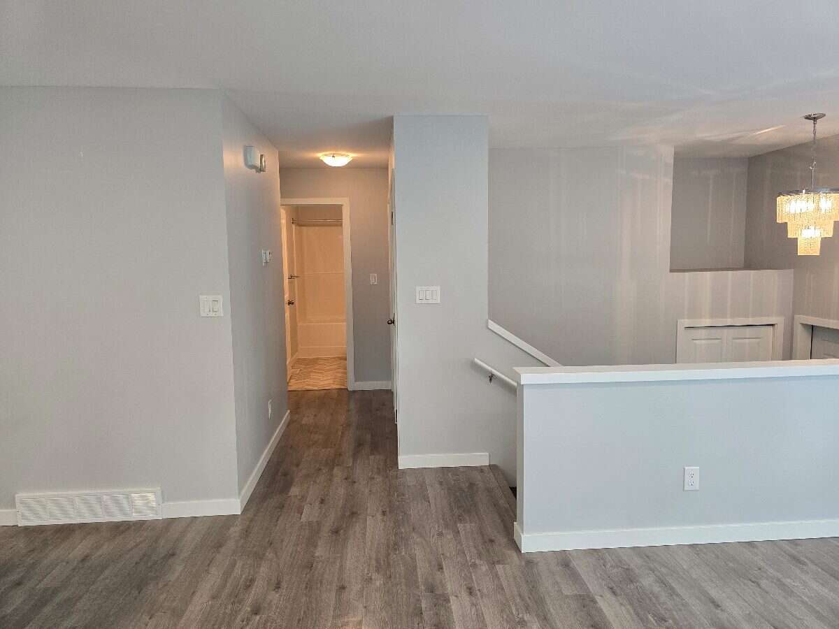 Move-in Ready Modern Bi-level