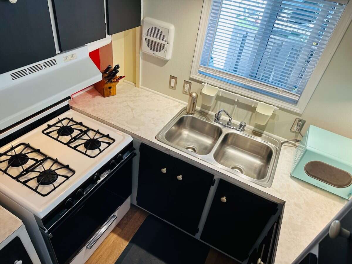 Cosy Home in Desirable 55+ Mobile Park