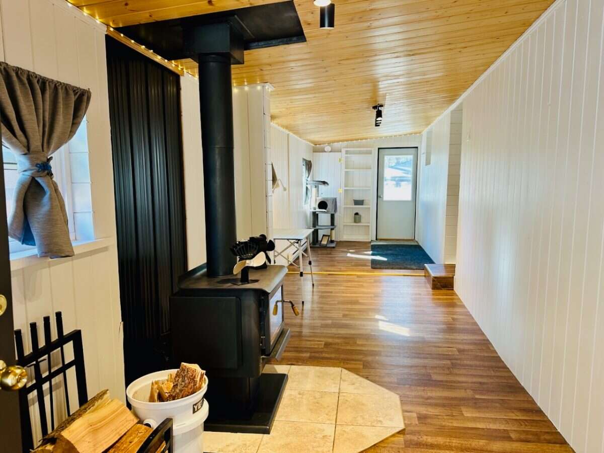 Cosy Home in Desirable 55+ Mobile Park