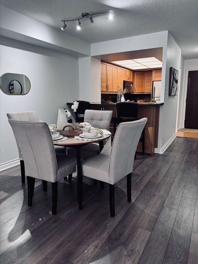 Dining area with breakfast nook into Kitchen