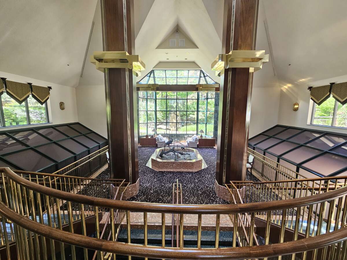 Main Entrance Foyer