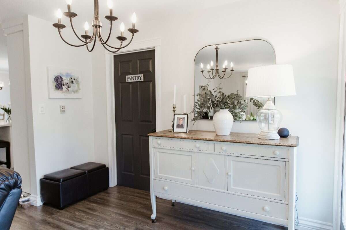 Distinctive Country Home on 6+/- Private Acres