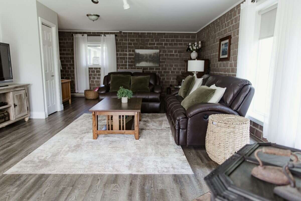 Distinctive Country Home on 6+/- Private Acres