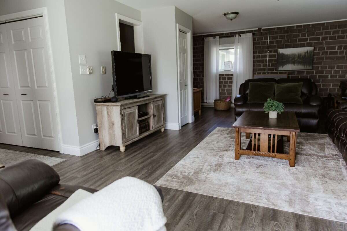 Distinctive Country Home on 6+/- Private Acres