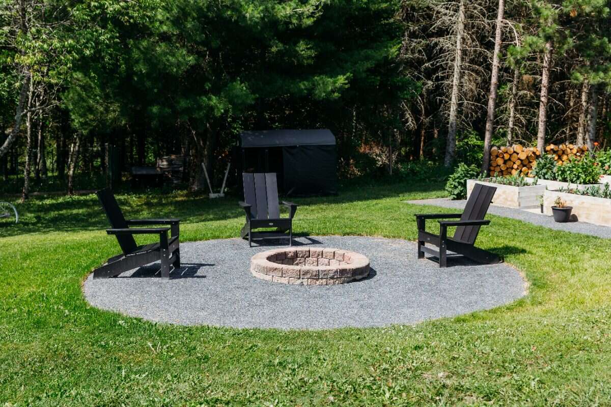 Distinctive Country Home on 6+/- Private Acres