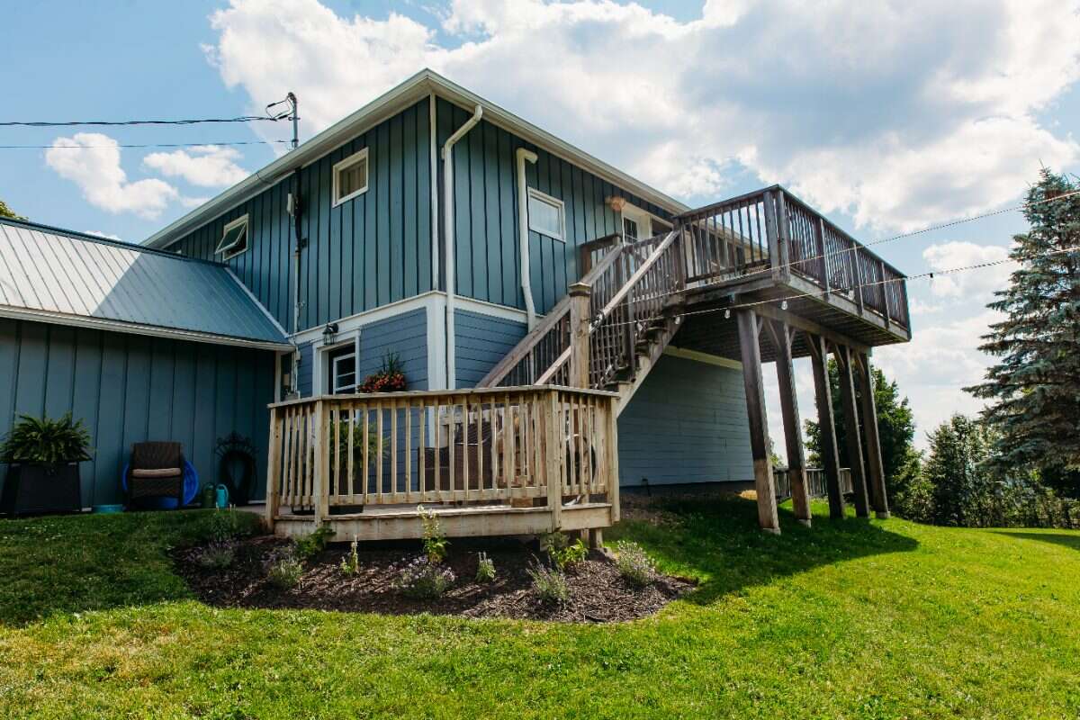 Distinctive Country Home on 6+/- Private Acres
