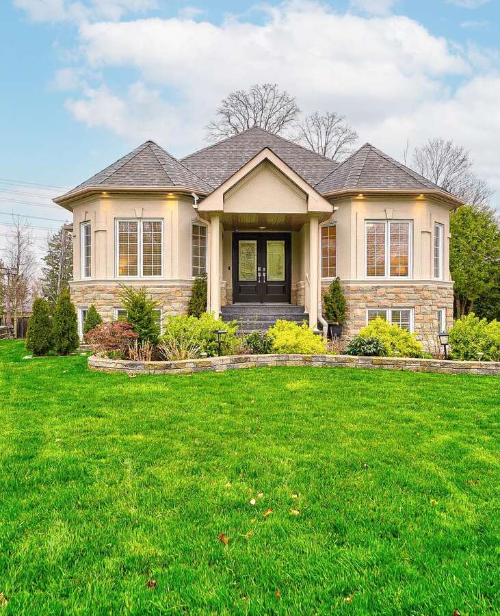  For Sale in Markham, 