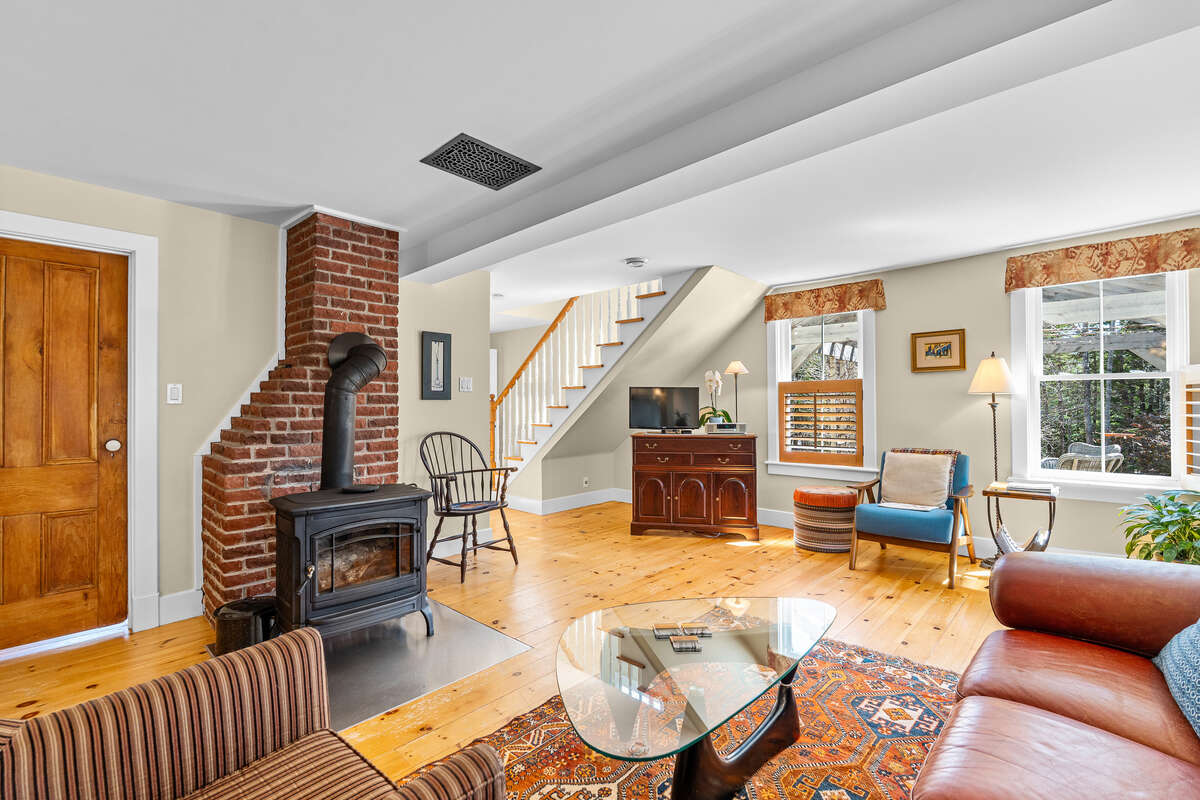East Coast Living in the heart of Hubbards