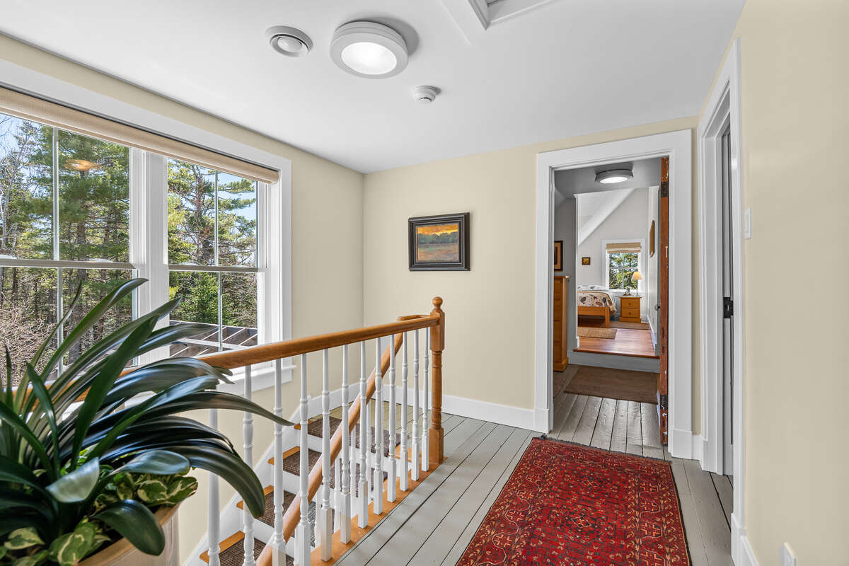 East Coast Living in the heart of Hubbards