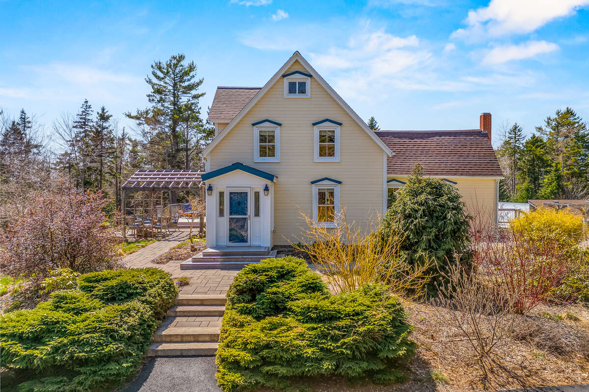 215 Conrads Road
