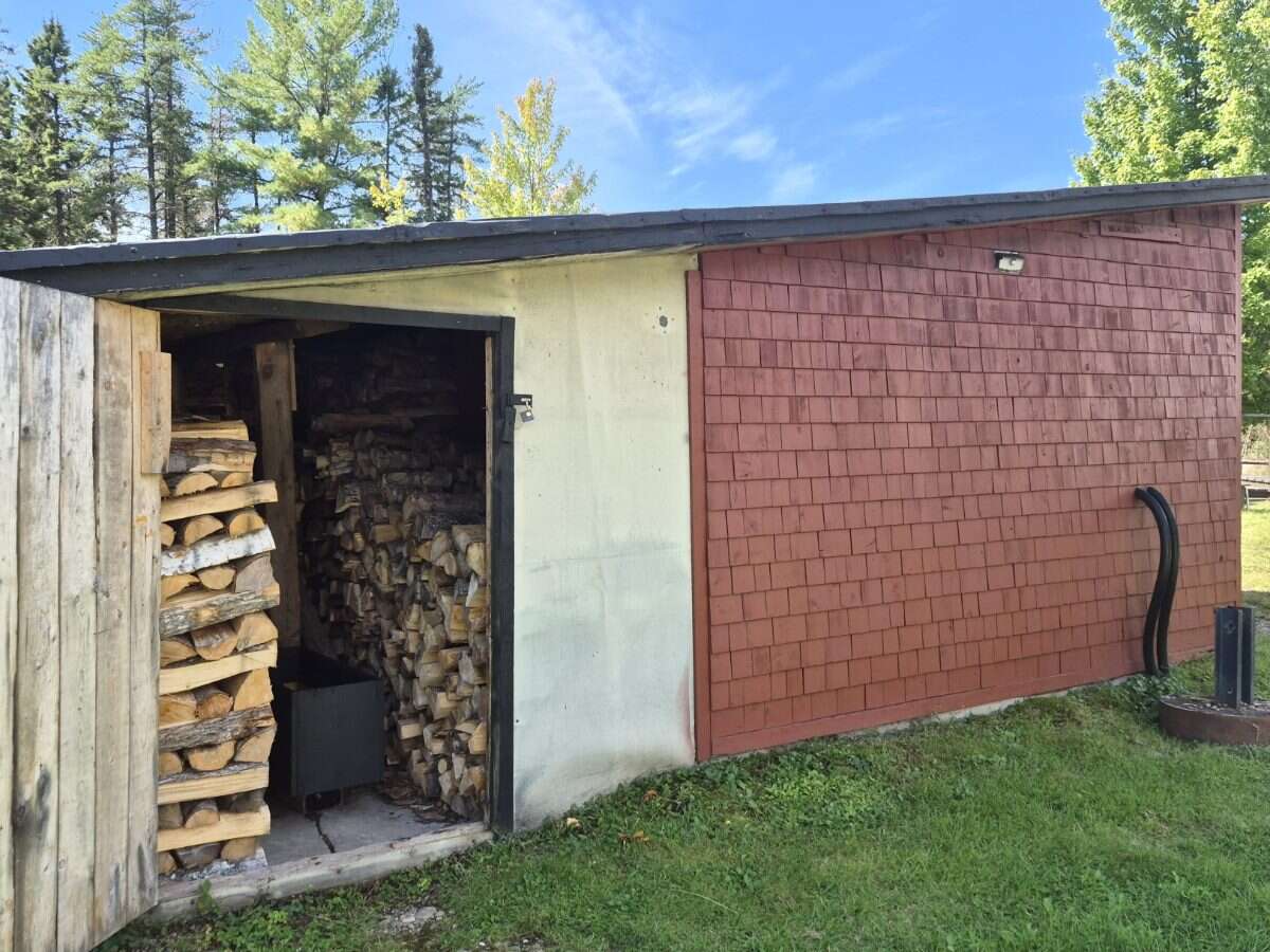 Charming Year-Round Off-Grid Home