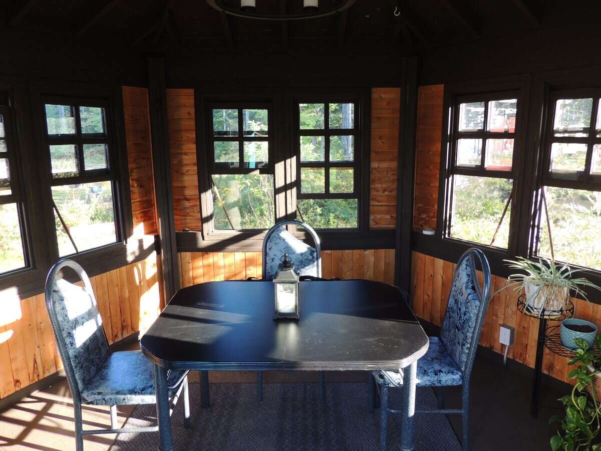 Charming Year-Round Off-Grid Home