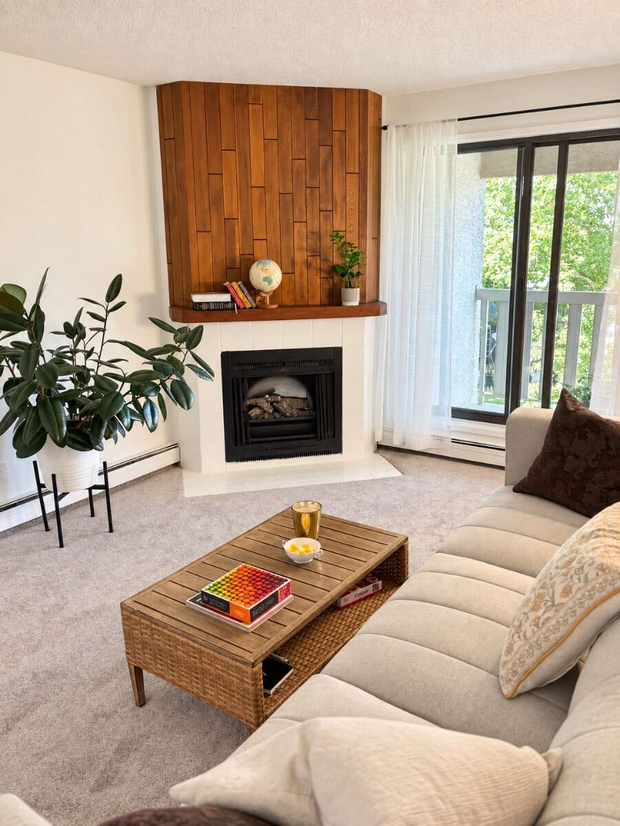 Newly renovated and spacious condo