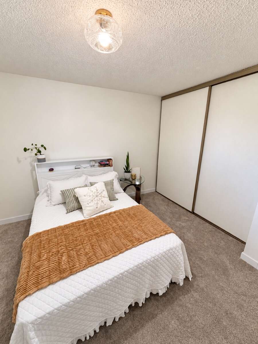 Newly renovated and spacious condo