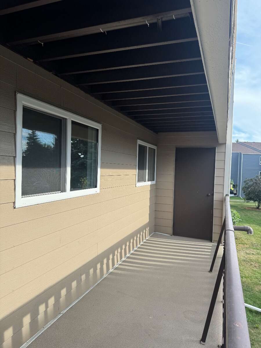 2 Bedroom 1 Bathroom Condo in Forest Grove