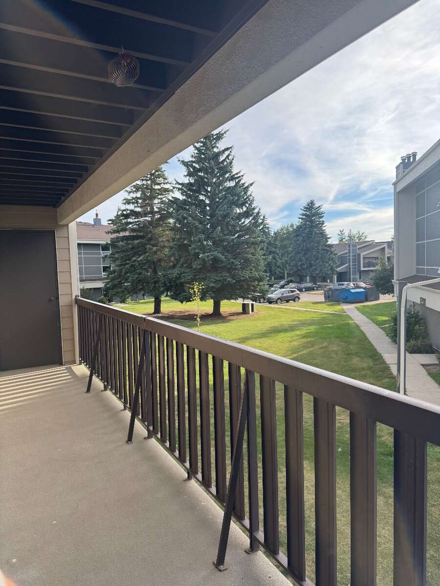 2 Bedroom 1 Bathroom Condo in Forest Grove