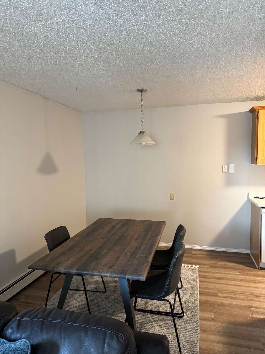 2 Bedroom 1 Bathroom Condo in Forest Grove