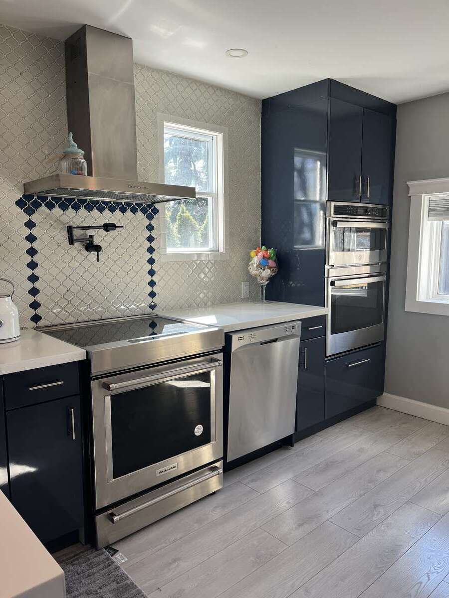 Two high end ovens great for Holidays