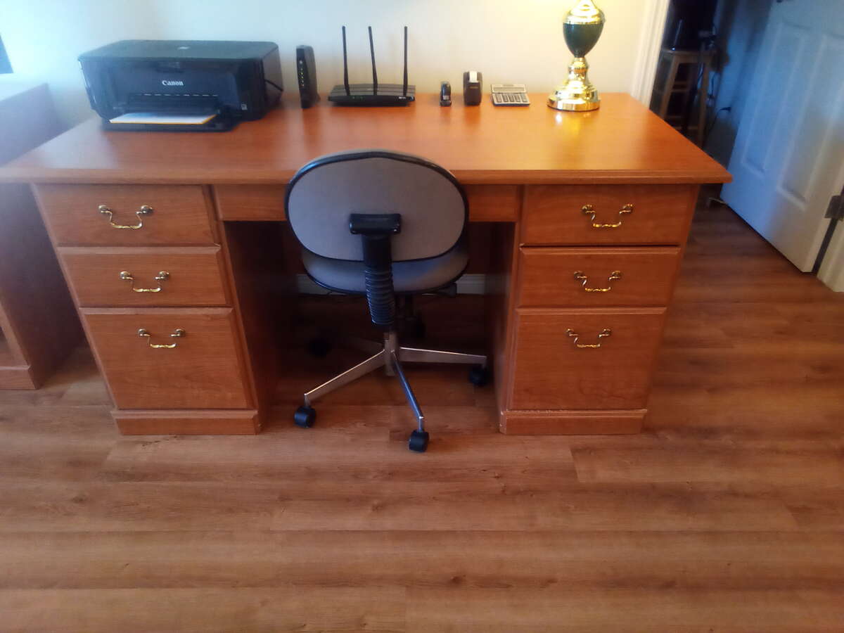 Spacious 1 Bedroom Condo, Amazing Location