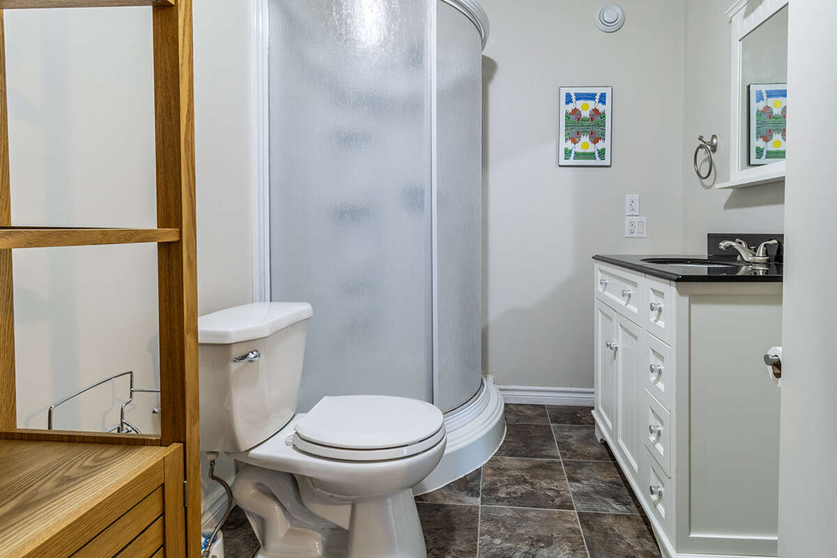 Great Room In Apartment