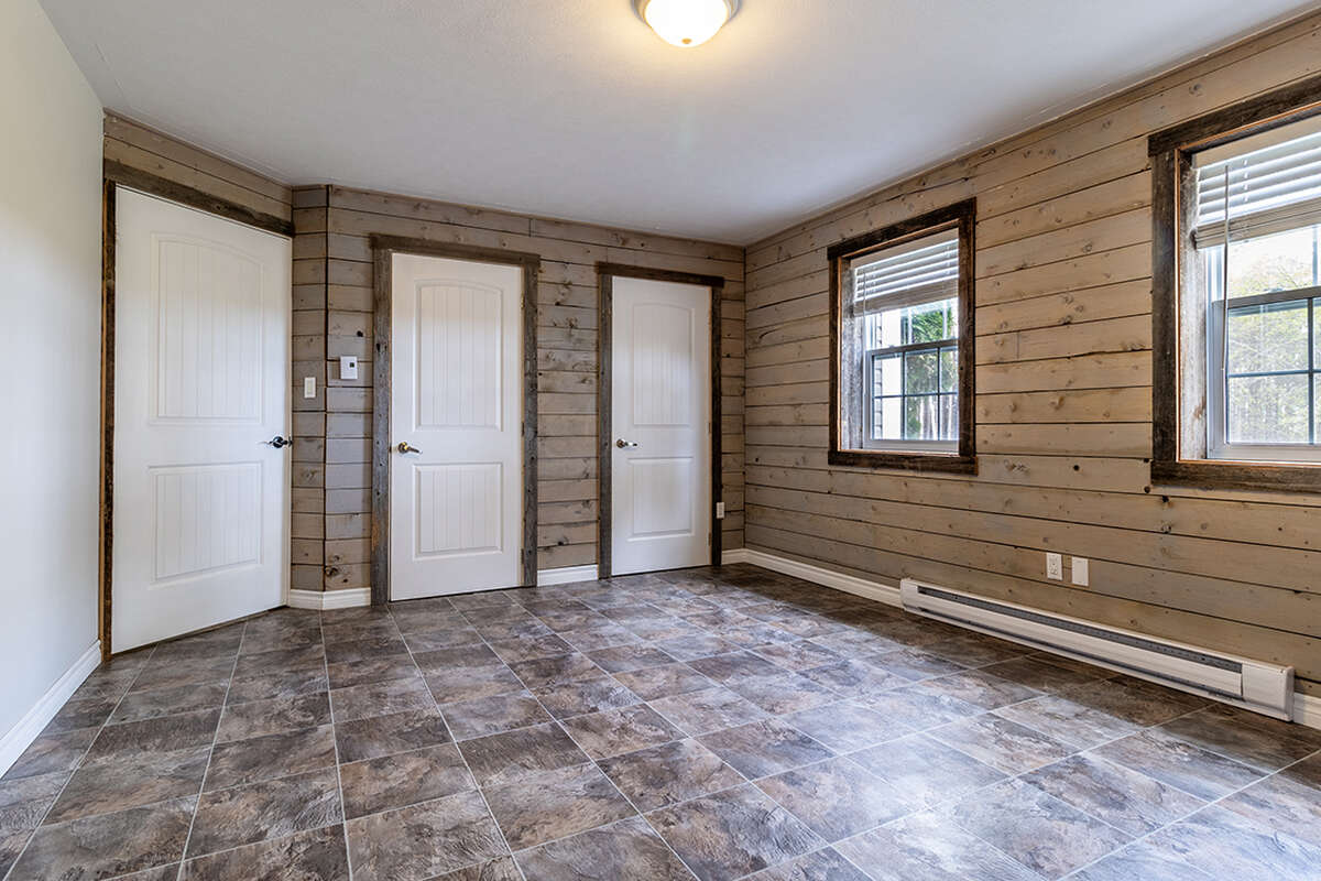 Great Room In Apartment