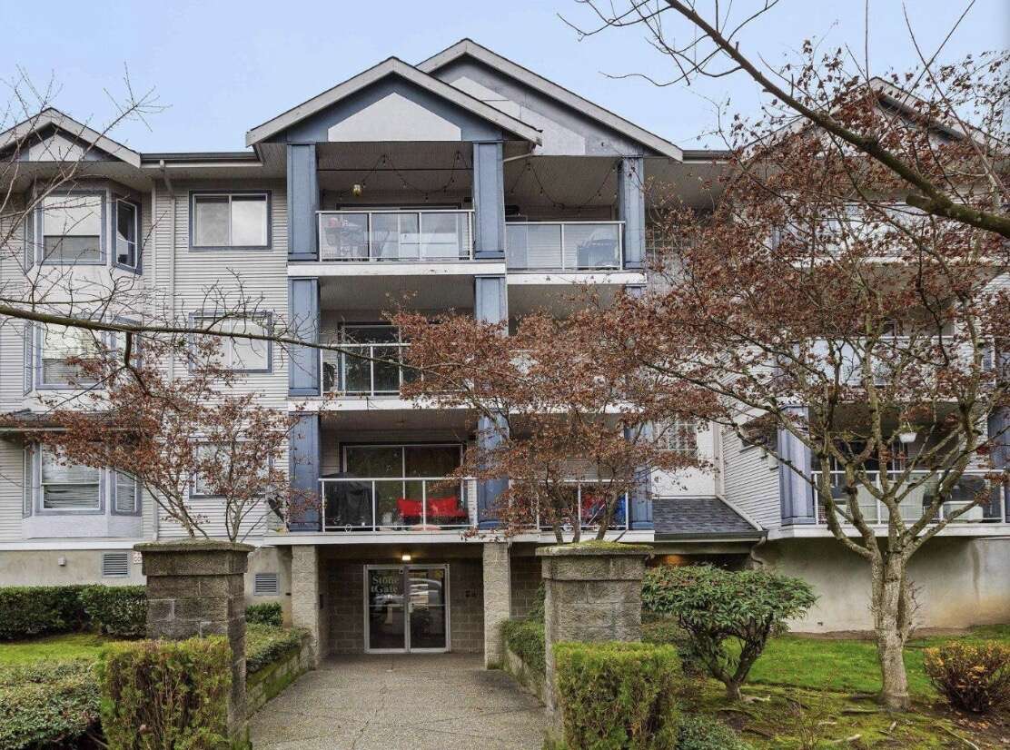 Own A Piece Of Langley In This Corner Unit CONDO!