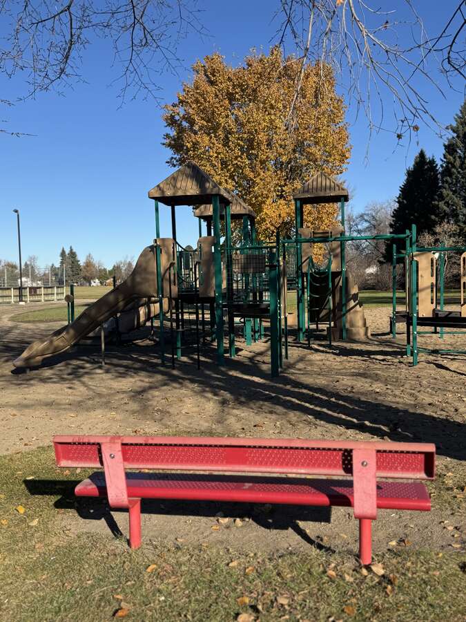 Heritage Heights Park - Sit Back and Enjoy the Space