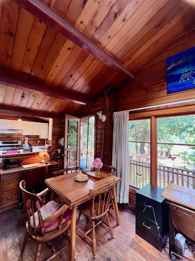 Great Room, Dining area