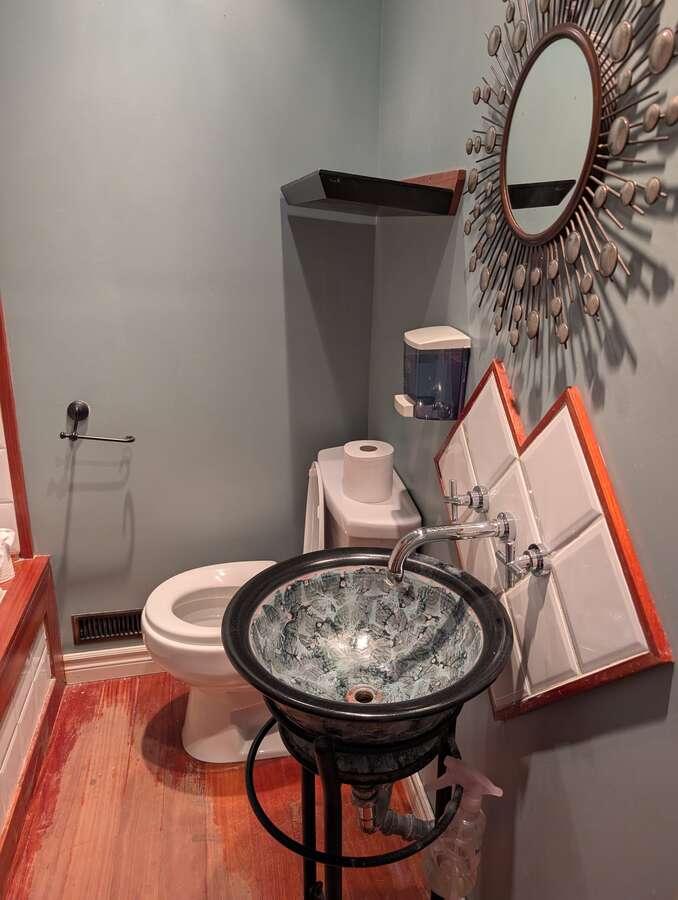 Main bathroom
