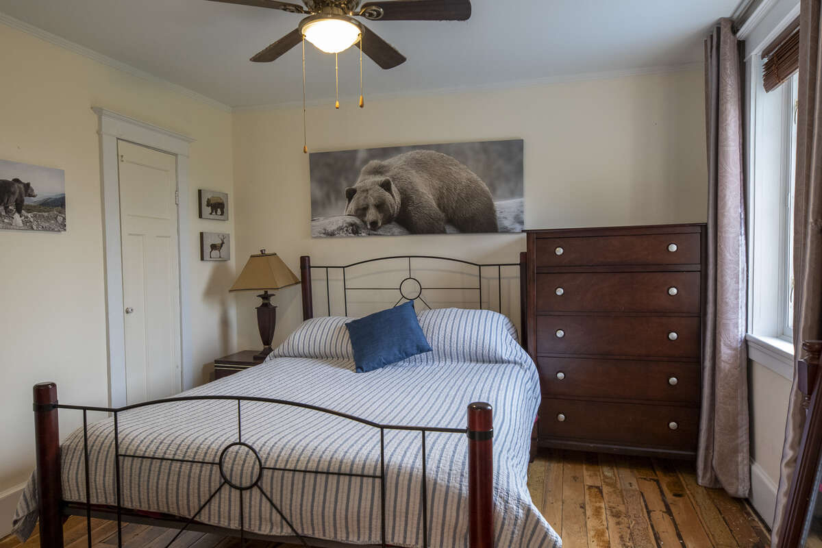 Small Guest Room