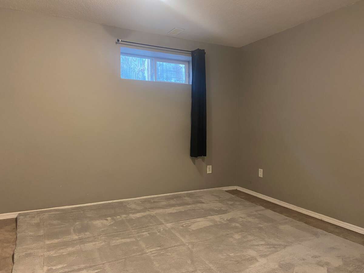 Downstairs Bedroom 1