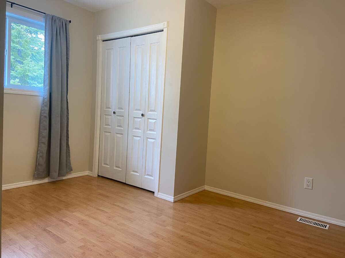 Upstairs Bedroom 2