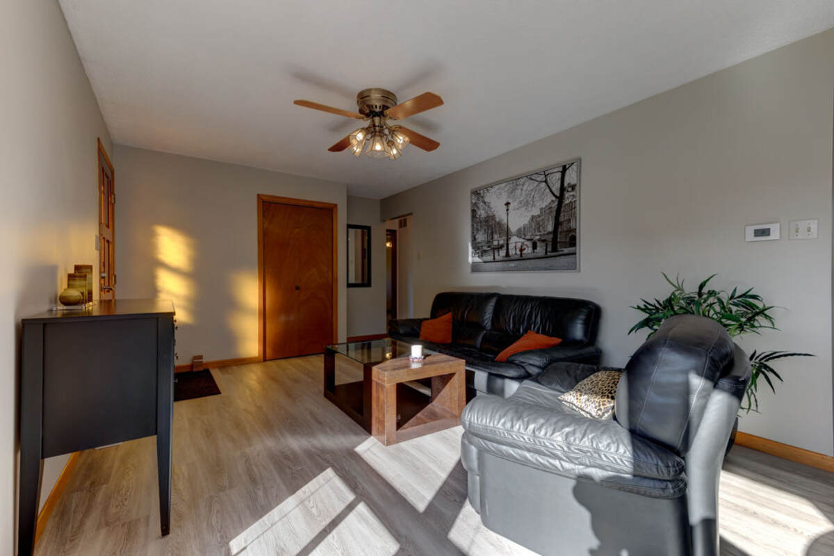13 Cedar, interior.