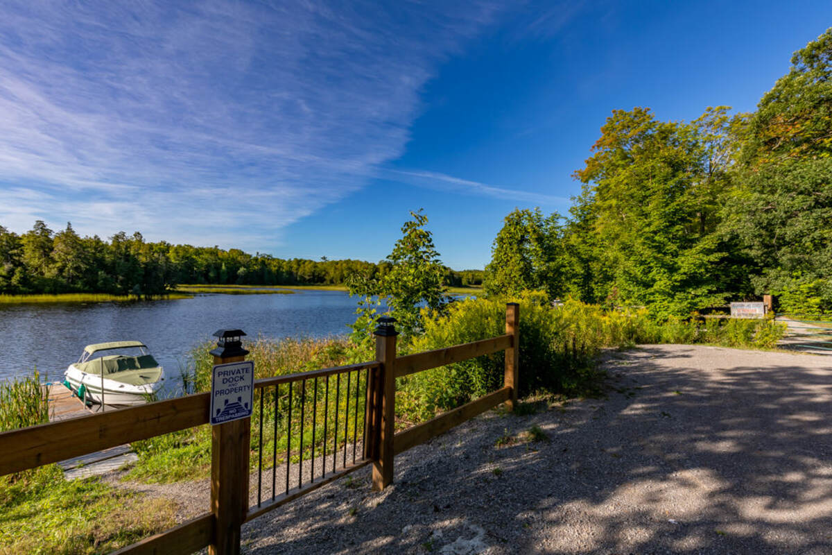 Having private access to lake Buckhorn so near without paying price / taxes for a waterfront.
