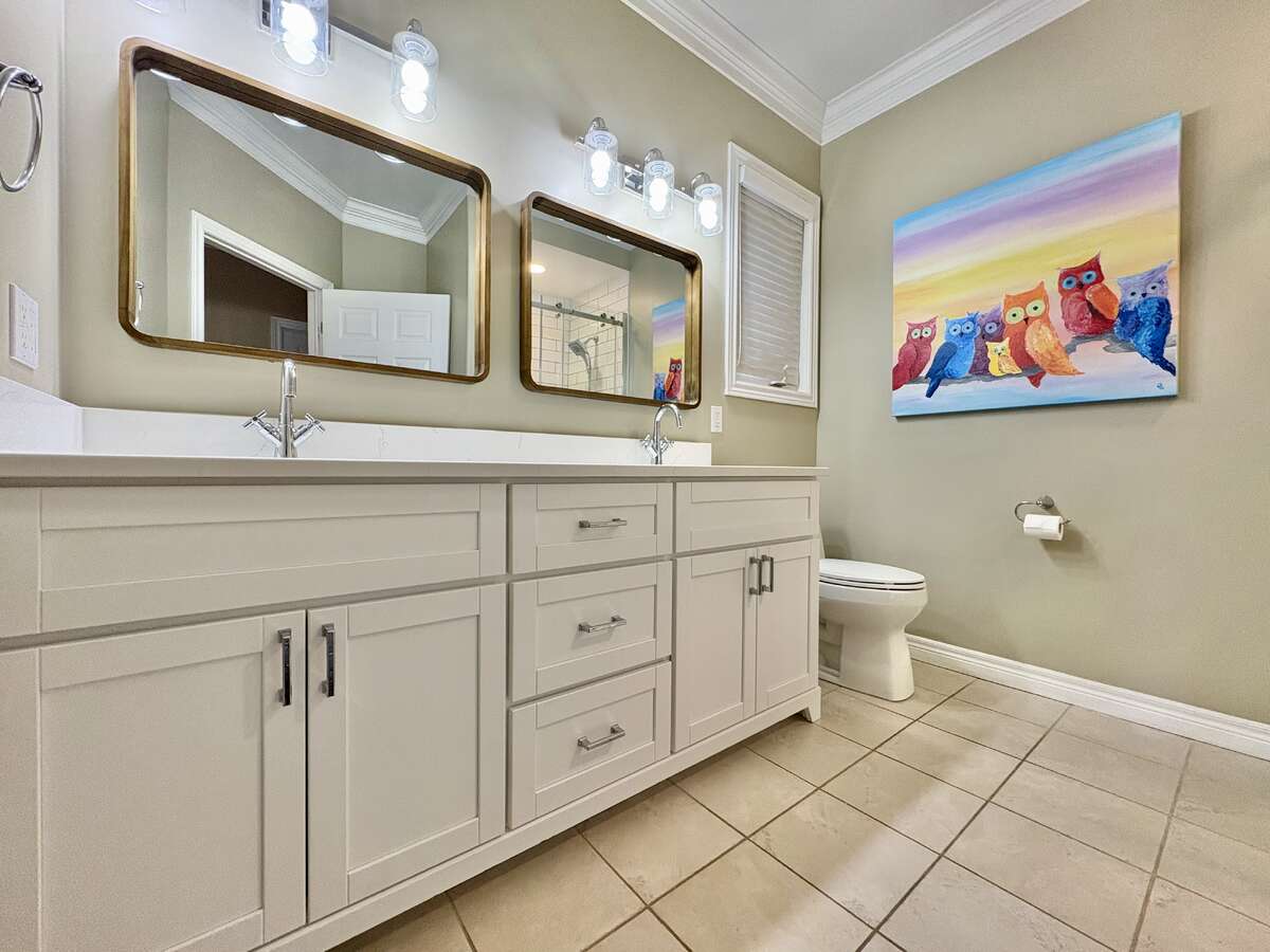 Primary Suite Bathroom
