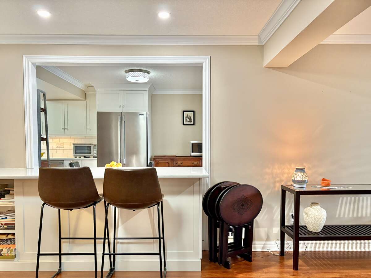 Nanny Suite Kitchen/Living Room