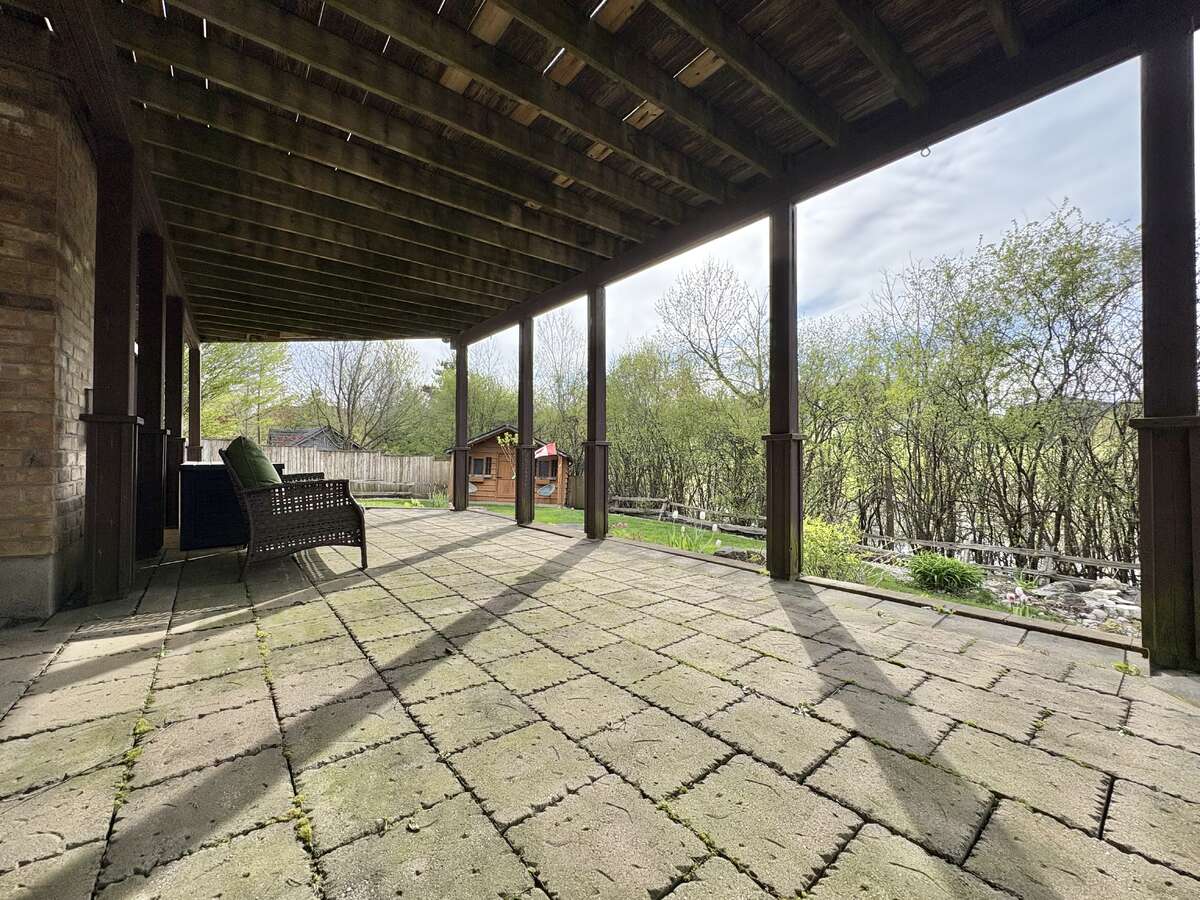 Lower Level Deck/Walk-Out