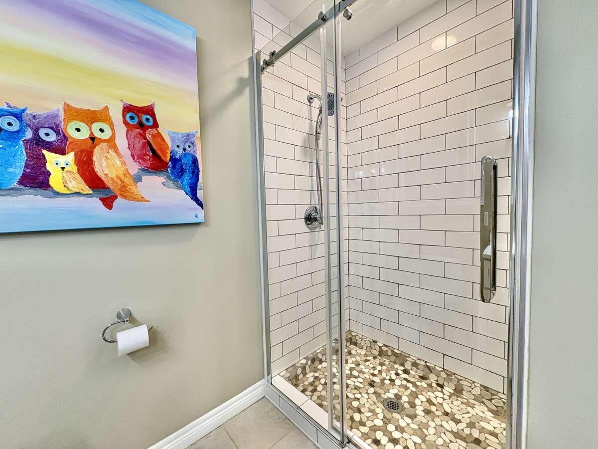 Primary Suite Bathroom