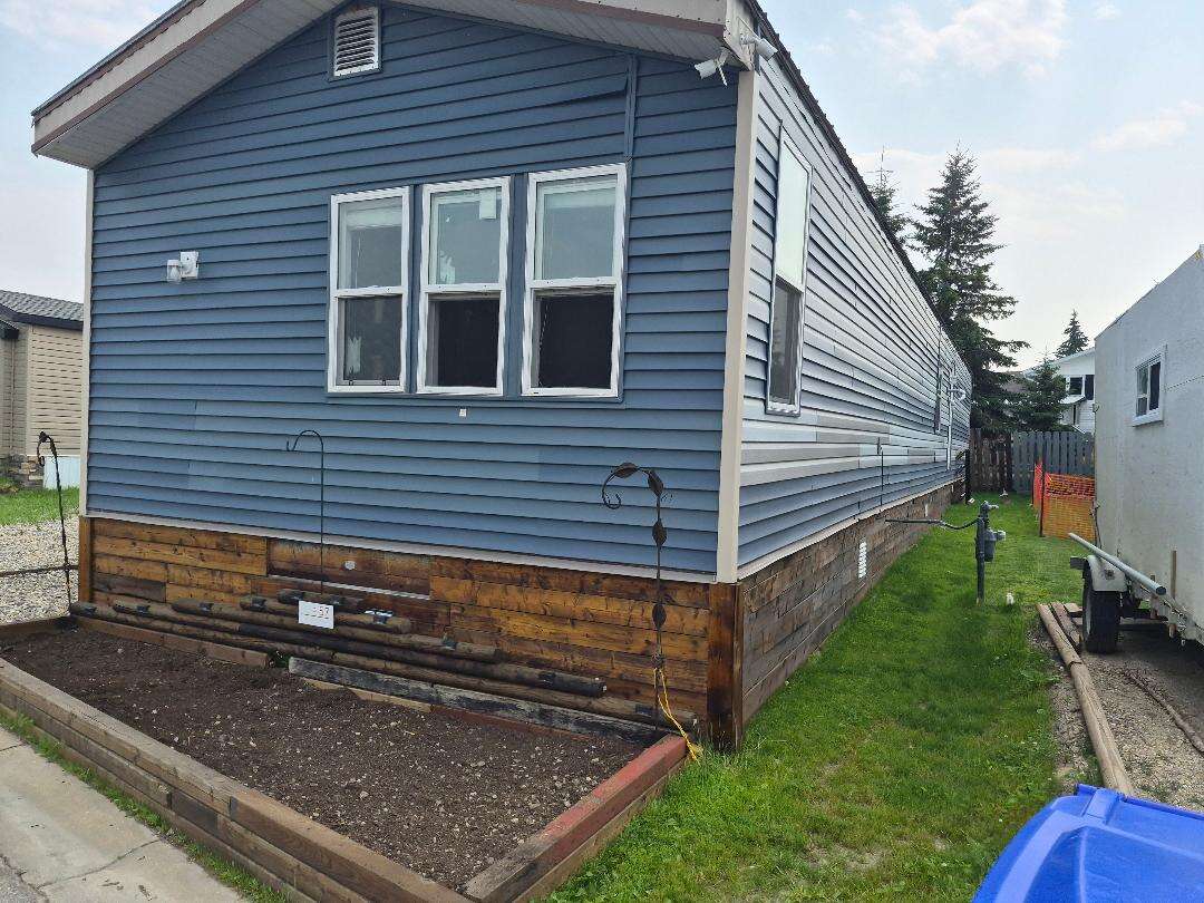 Renovated & Refreshed 2 Bed 2 Bath Mobile Home