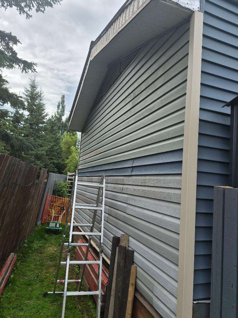 Renovated & Refreshed 2 Bed 2 Bath Mobile Home