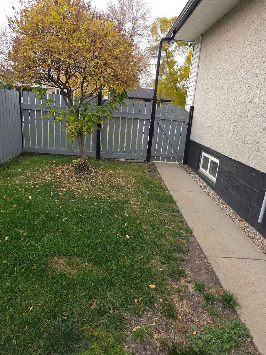 Charming Banglow in Bergman Community