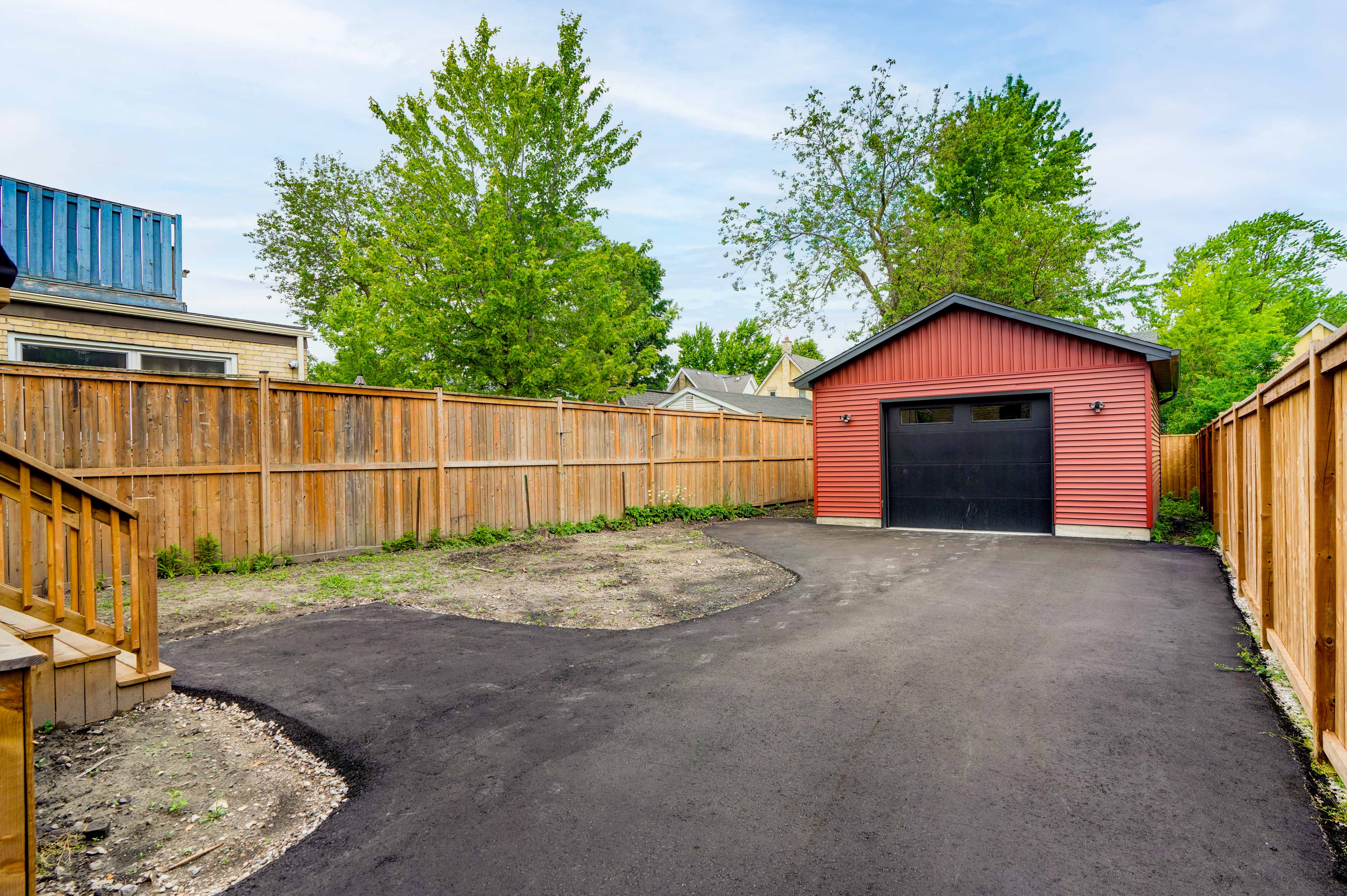 Completly newly built home from the inside out!